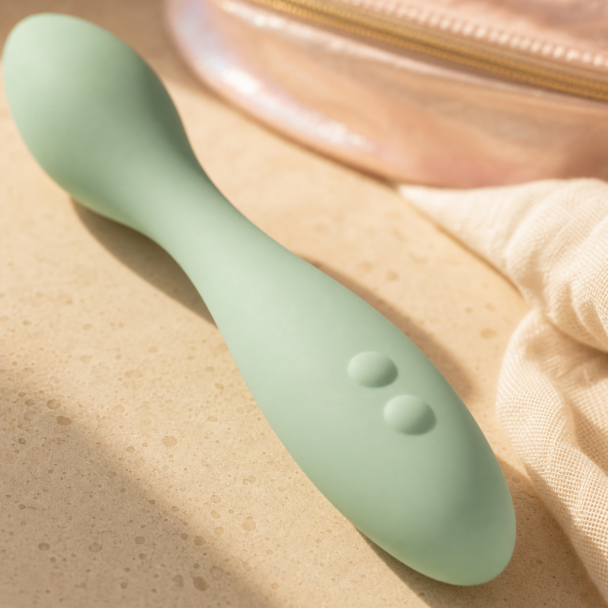 NOX Pocket Wand (10 Modes, Whisper-Quiet)